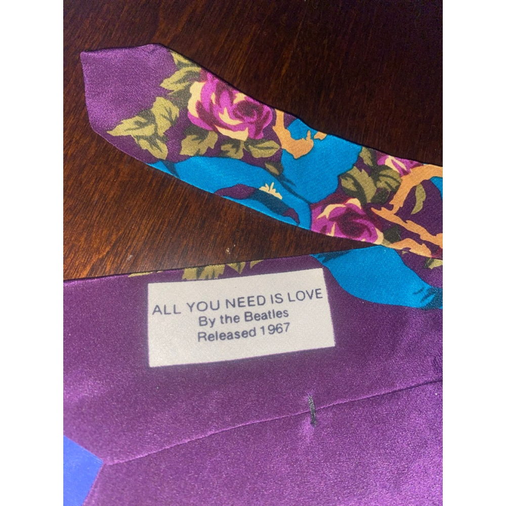 Vintage Beatles Floral &Hearts Silk Tie One Size - Picture 3 of 7